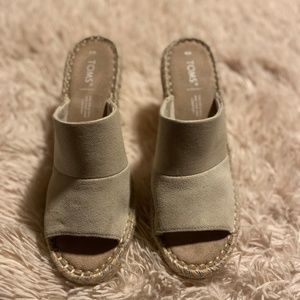 SZ 9 TOMS Espadrille Wedge Heel